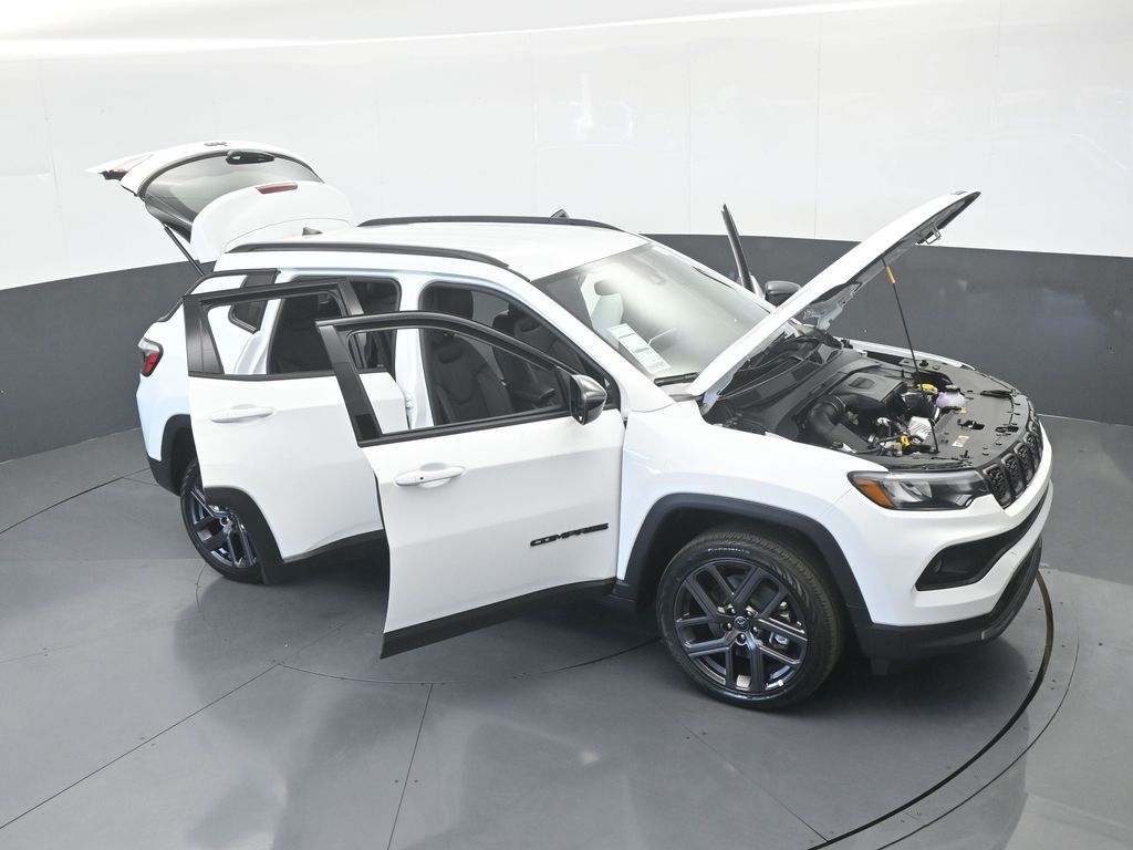 New 2026 Bright White Clearcoat Jeep Latitude image 65