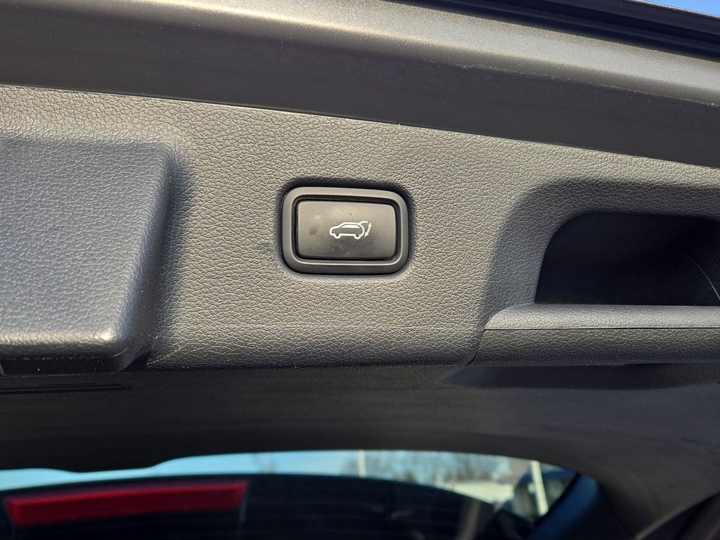 Used 2022 Hyundai Palisade For Sale in Fort Wayne, IN