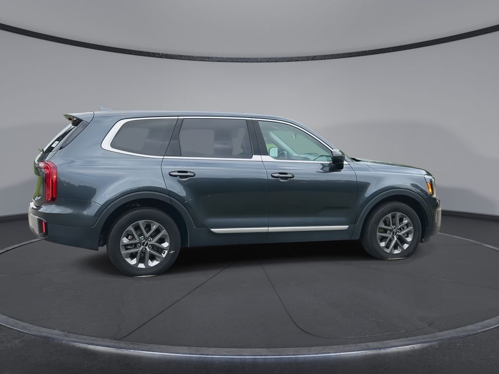 Thumbnail: 2024 Kia Telluride - 9