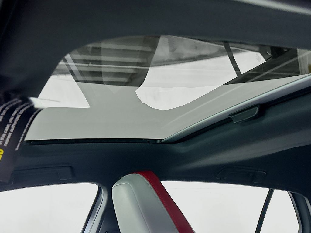 2025 Volkswagen Golf GTI 2.0T SE