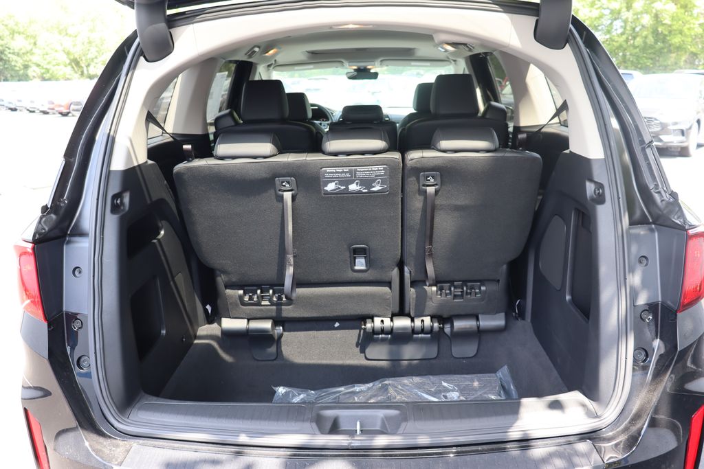 Thumbnail: 2026 Honda Odyssey - 12
