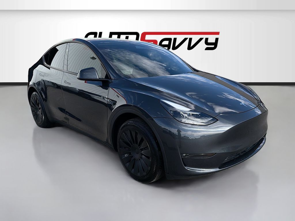 2024 Tesla Model Y Long Range Dual Motor All-Wheel Drive's photo