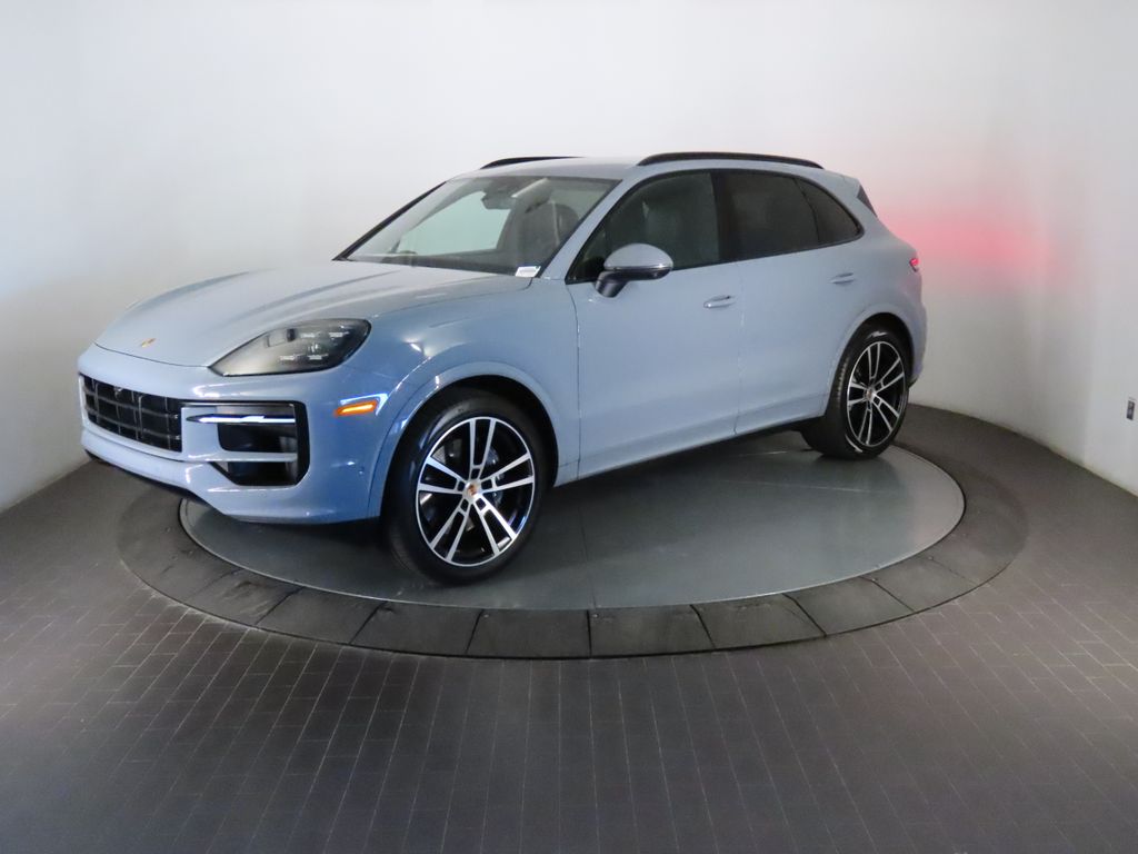 Thumbnail: 2025 Porsche Cayenne - 1