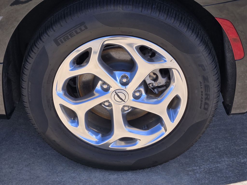 2022 Chrysler Pacifica Limited Black at Durrett Motor Company