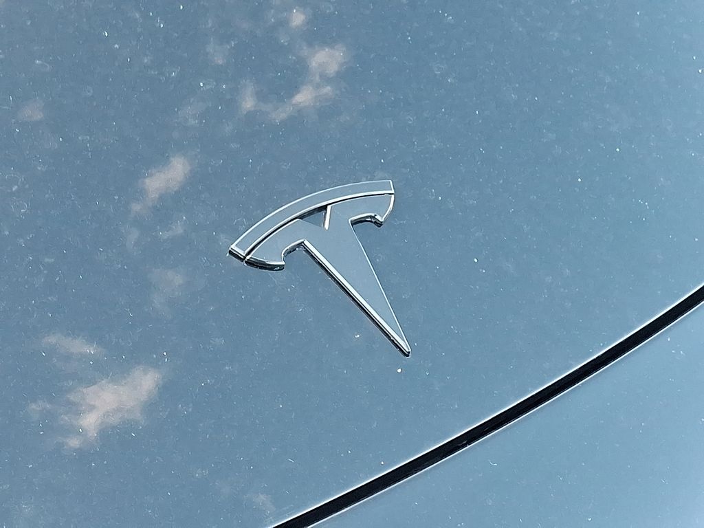 Thumbnail: 2024 Tesla Model Y - 4