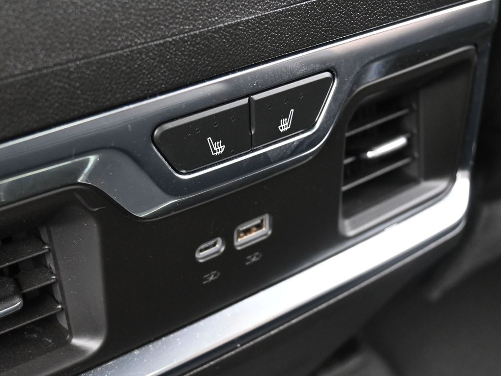 Used 2024 Iridescent Pearl Tricoat Chevrolet High Country image 43