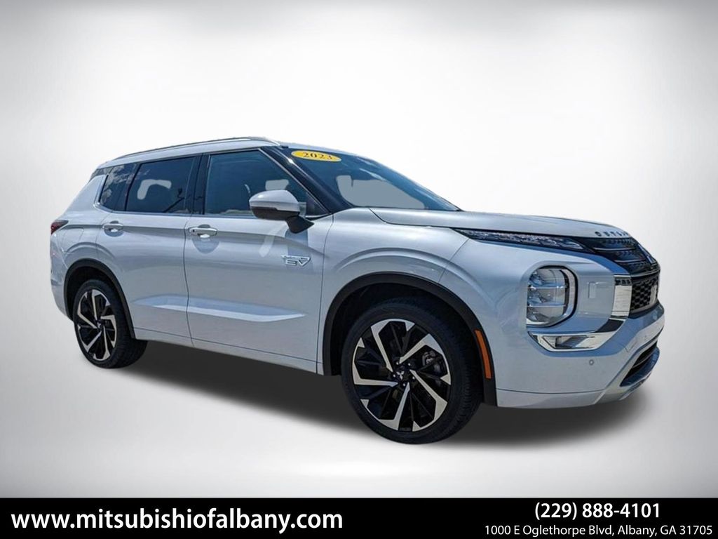 2023 Mitsubishi Outlander PHEV SEL