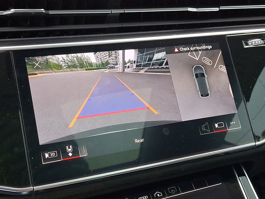 2023 Audi Q8 Premium Plus 18