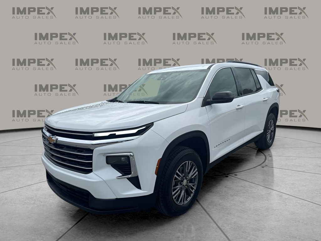 2025 Chevrolet Traverse FWD LT's photo