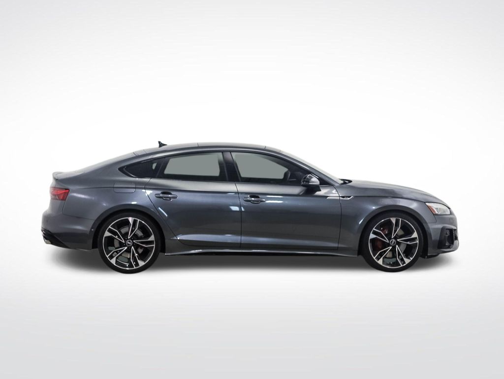 Thumbnail: 2021 Audi S5 - 6