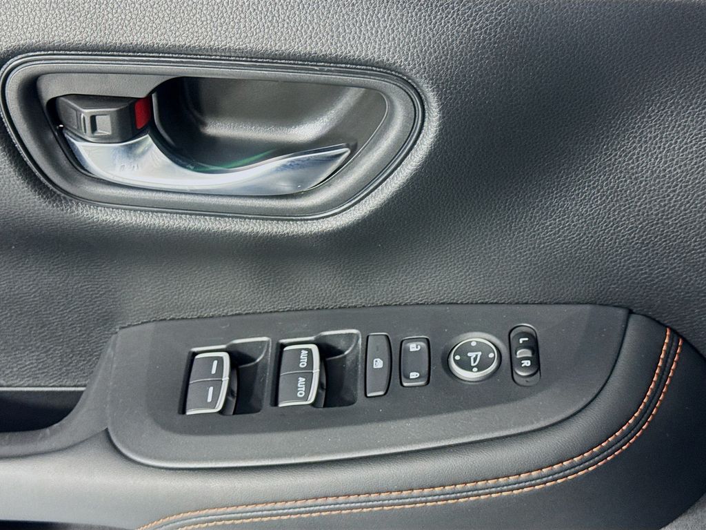 Used Car 2023 Honda Hr-v  Sport For Sale Under $30,000 In Austin, Texas
