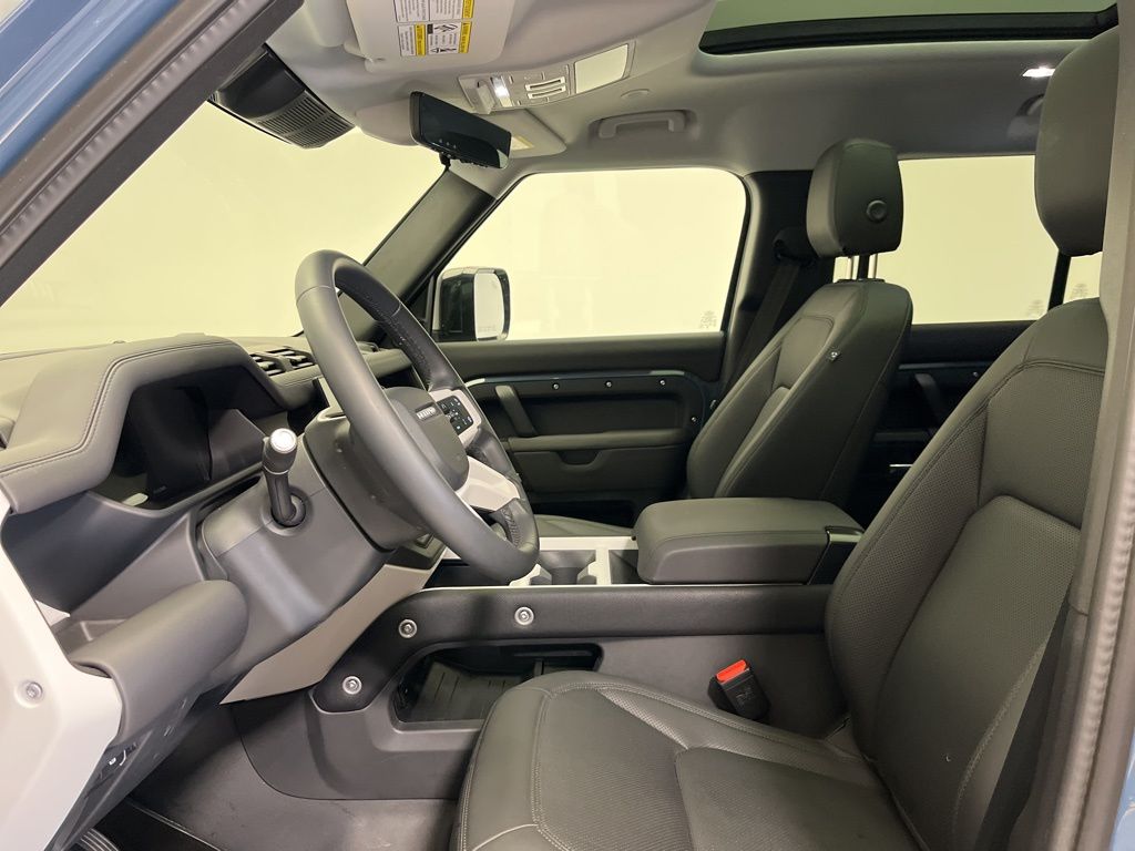 Thumbnail: 2025 Land Rover Defender - 12