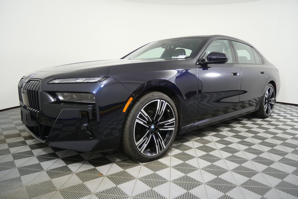 Thumbnail: 2023 BMW 7 Series - 8