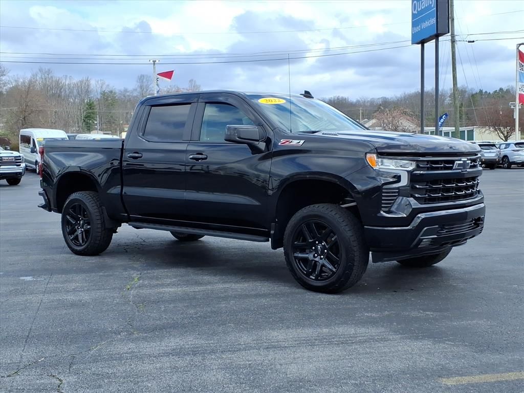 2022 Chevrolet Silverado 1500 RST Crew Cab 4WD