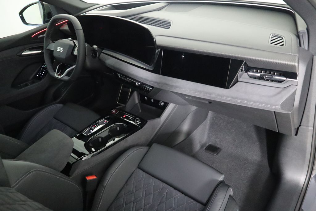 2025 Audi e-tron Premium 19