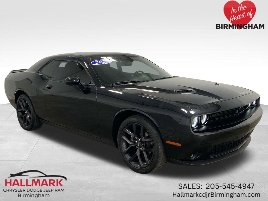 2022 Dodge Challenger SXT