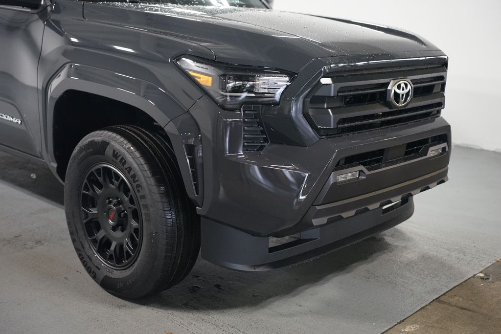 Thumbnail: 2025 Toyota Tacoma - 4