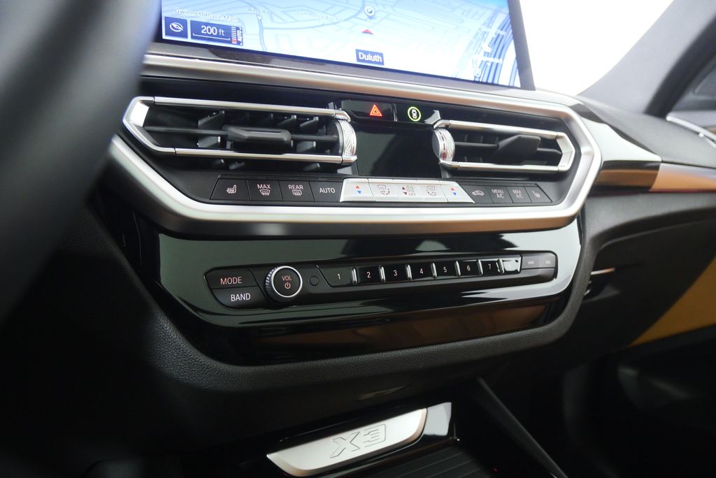 Thumbnail: 2023 BMW X3 - 24