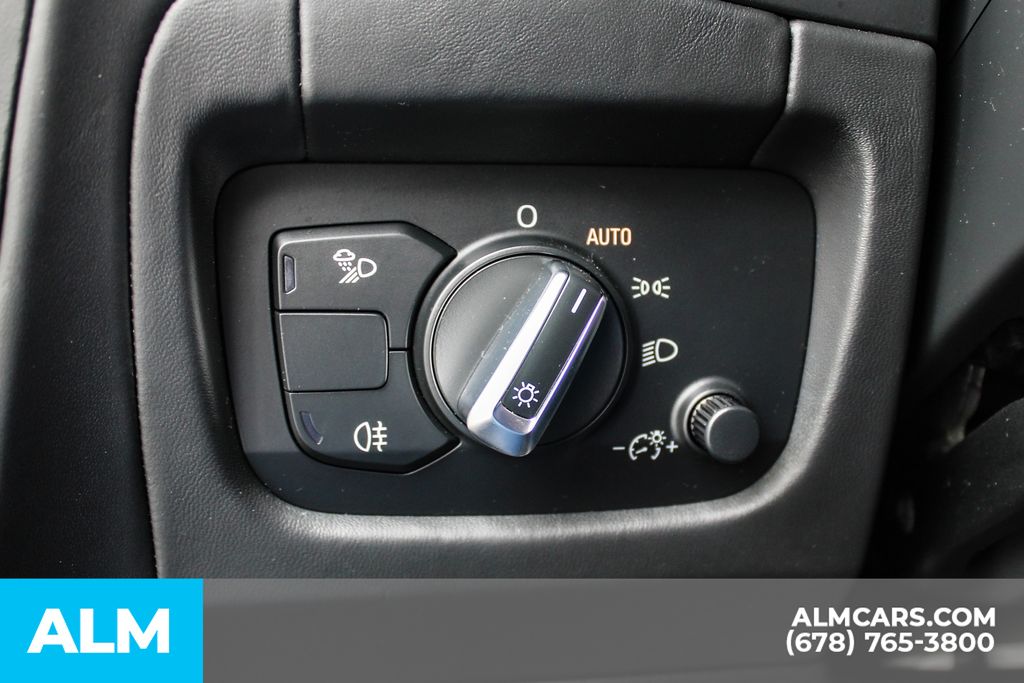 Used 2020 Gray Audi 5.2 image 25
