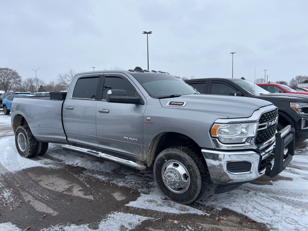2022 RAM 3500 Big Horn Crew Cab LB DRW 4WD