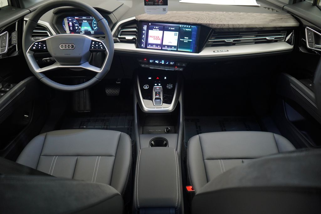 2025 Audi Q4 e-tron  7