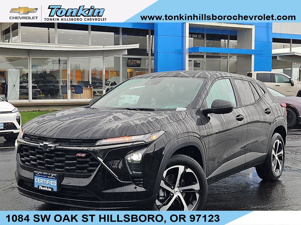 2025 Chevrolet Trax RS with 1RS FWD