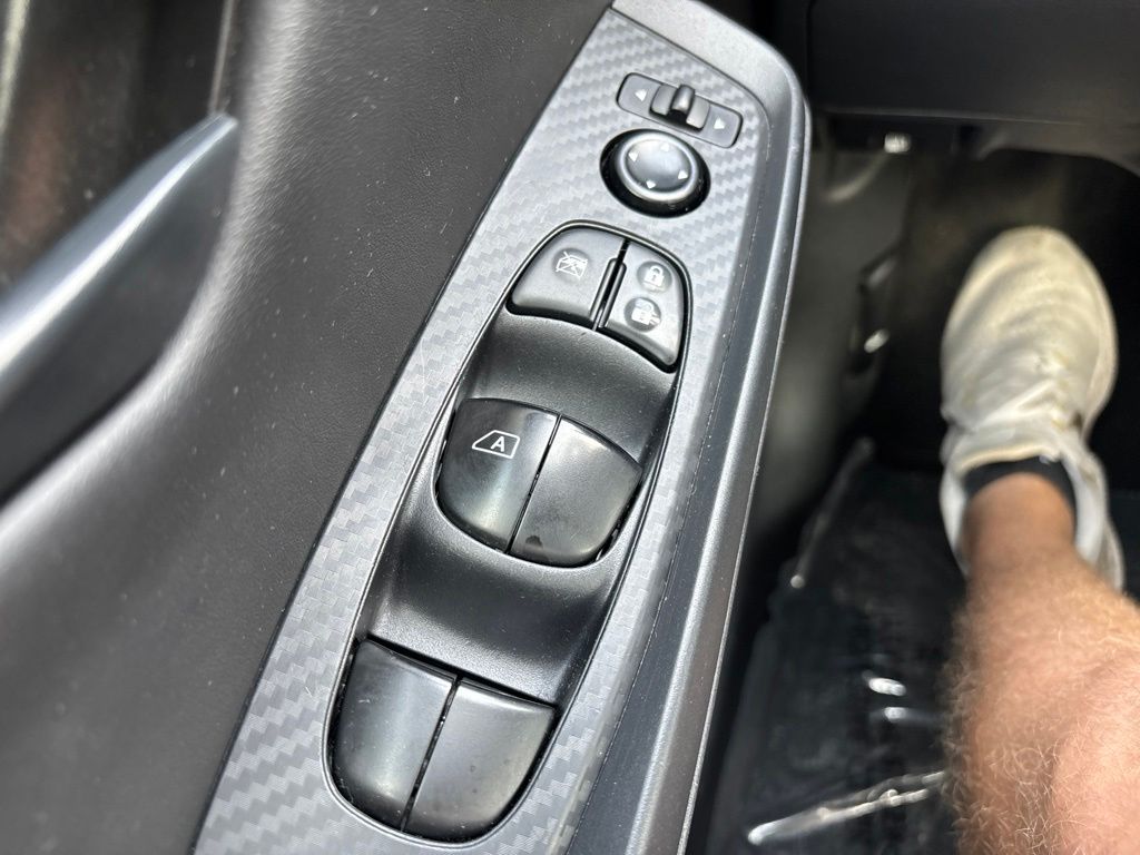 Used 2025 Nissan Sentra Sedan