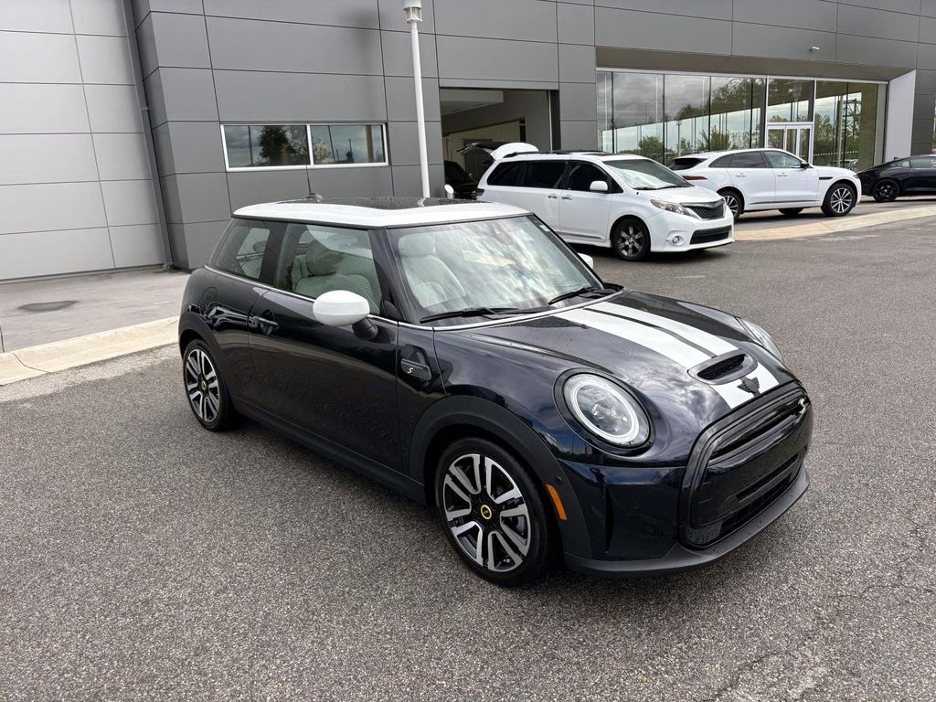 /2022 Mini SE-Hardtop