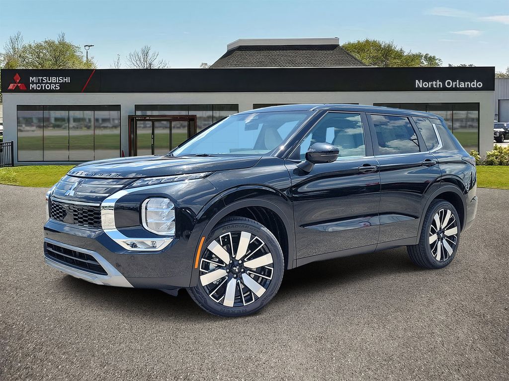 2026 Mitsubishi Outlander SE