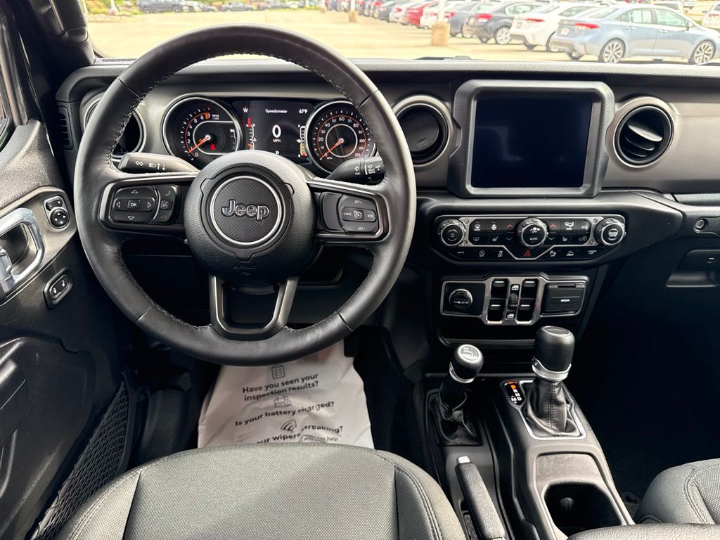 Used 2021 Jeep Gladiator Truck