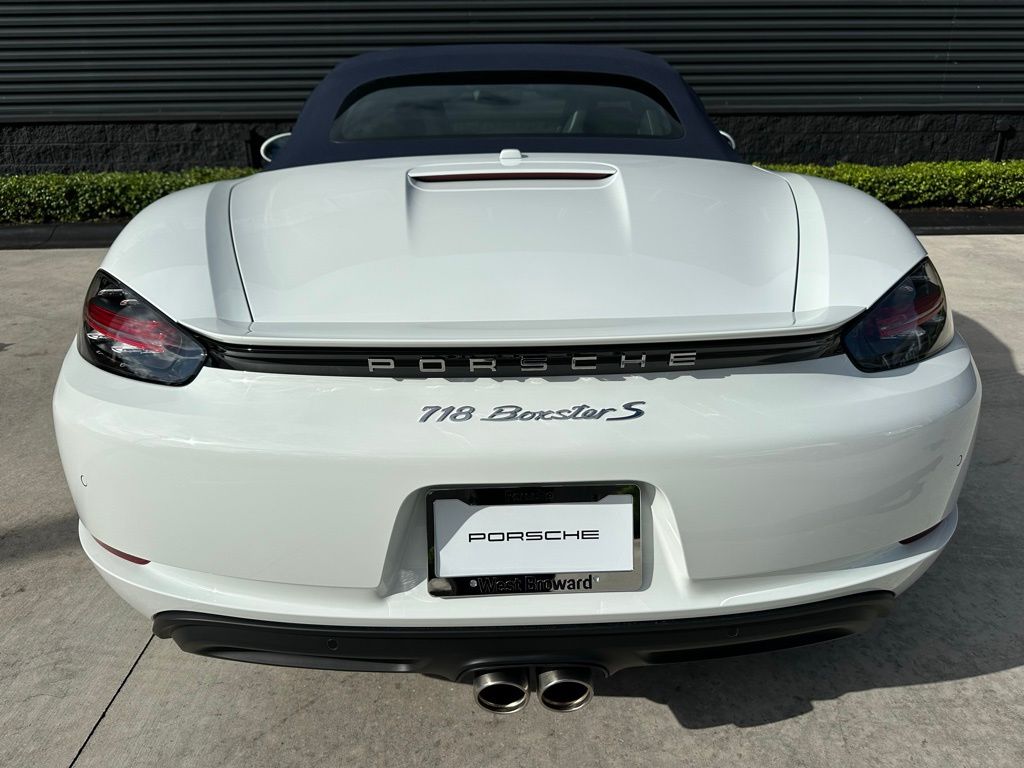 Thumbnail: 2025 Porsche 718 Boxster - 13