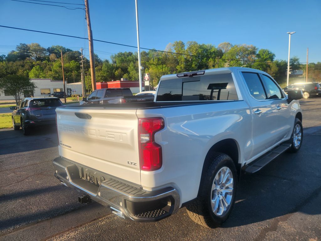 White (Iridescent Pearl Tricoat) 2024 Chevrolet Silverado 1500 LTZ Crew Cab 4WD Pickup Truck Four-Wheel Drive Automatic