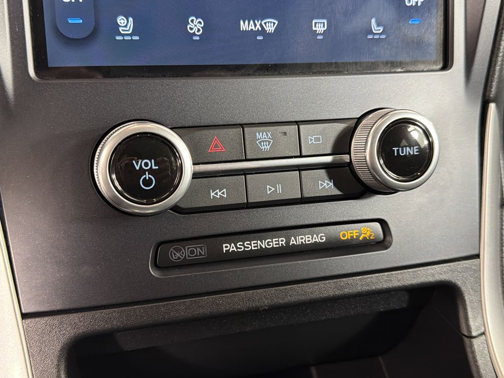 used 2021 Ford Edge car, priced at $20,900