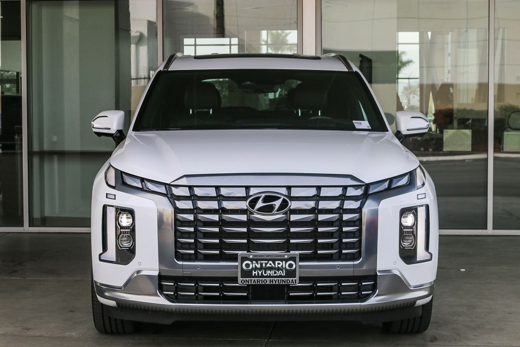 Certified Used 2025 White Hyundai Calligraphy image 2