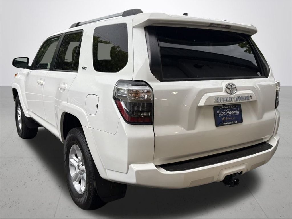 2022 Toyota 4Runner SR5
