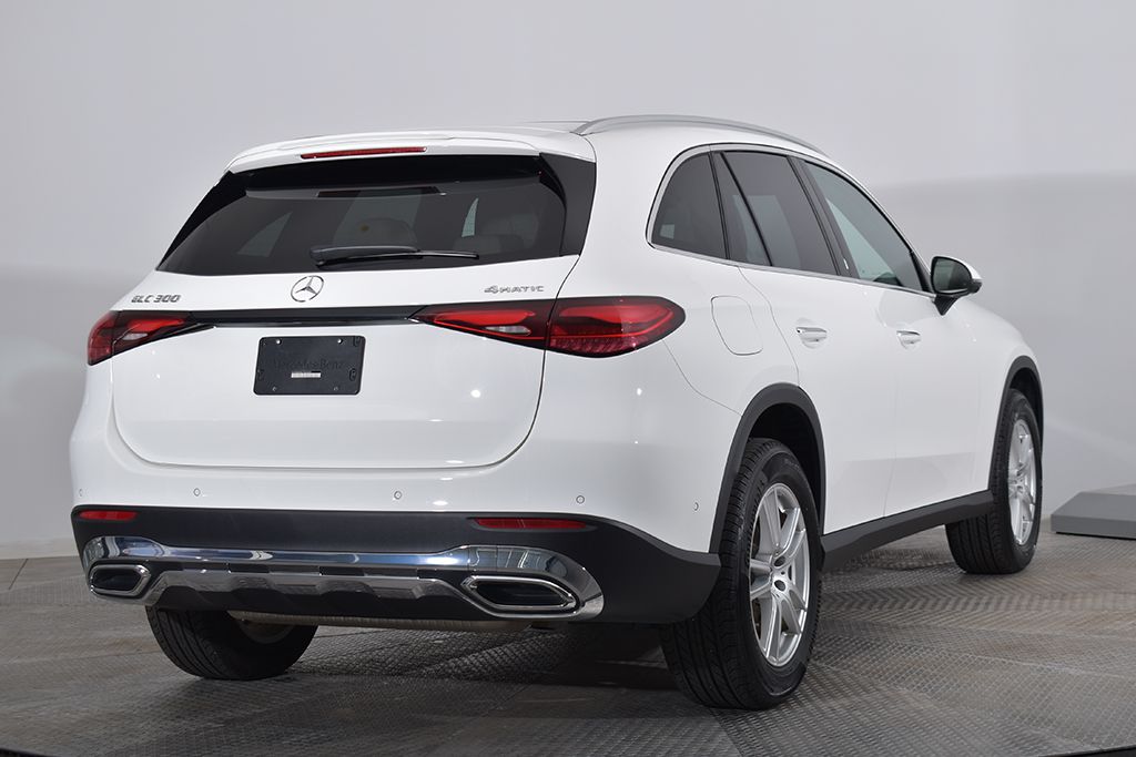 Thumbnail: 2026 Mercedes-Benz GLC - 5