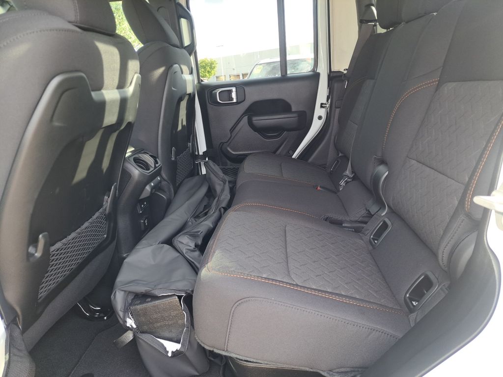 New Car 2025 Jeep Gladiator  Mojave For Sale Under $50,000 In Austin, Texas