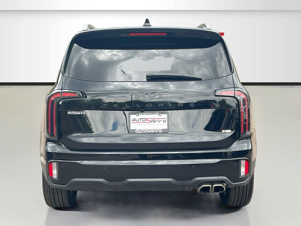 Used 2025 Black Kia SX-Prestige X-Line image 6