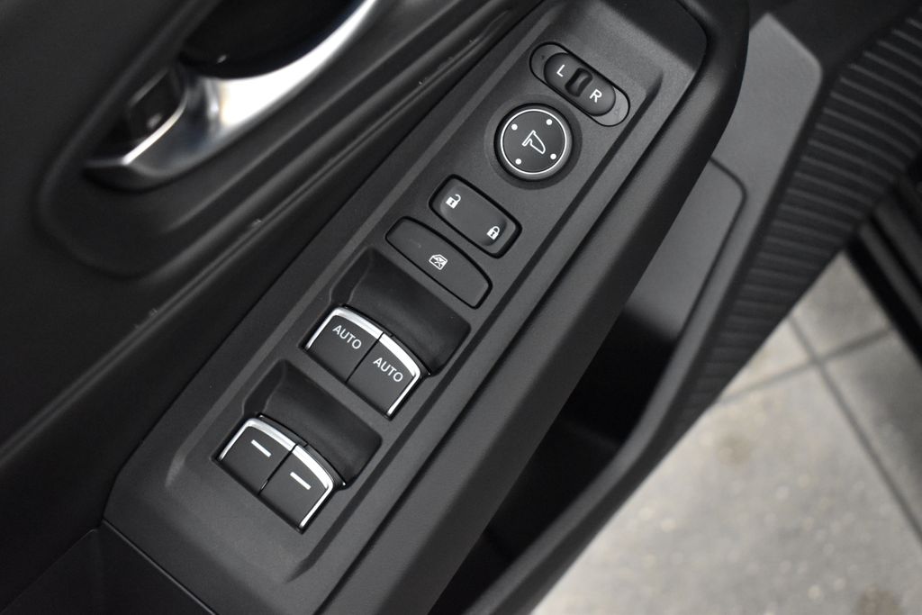 Thumbnail: 2025 Honda Accord - 9