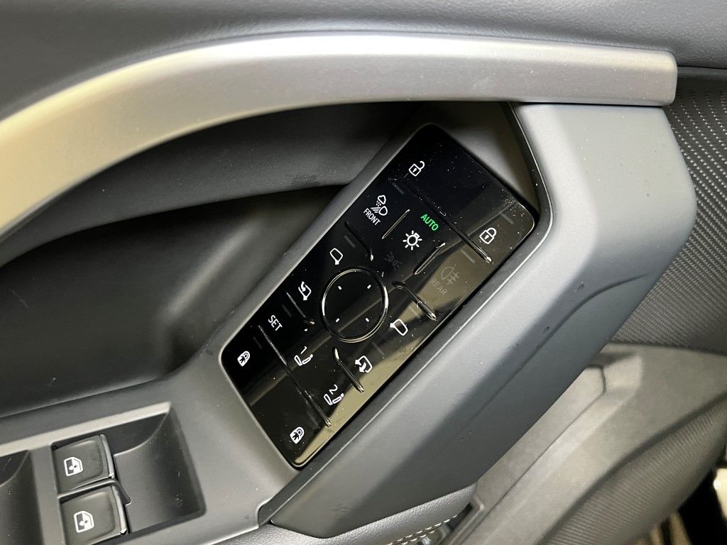 Thumbnail: 2025 Audi Q5 - 29