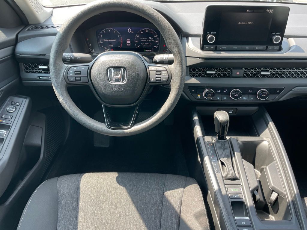 Thumbnail: 2025 Honda Accord - 11