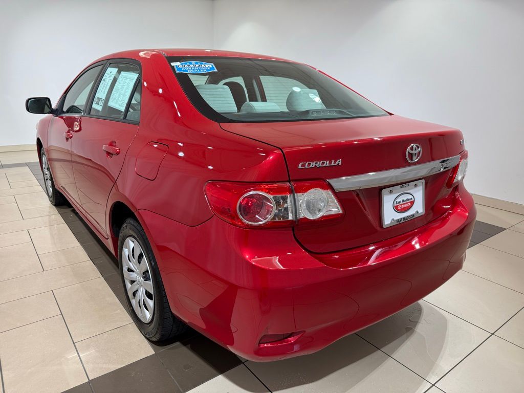 Thumbnail: 2012 Toyota Corolla - 3