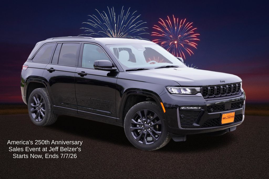 Diamond Black Crystal Pearlcoat 2026 Jeep Grand Cherokee SUV / Crossover Four-Wheel Drive 8-Speed Automatic
