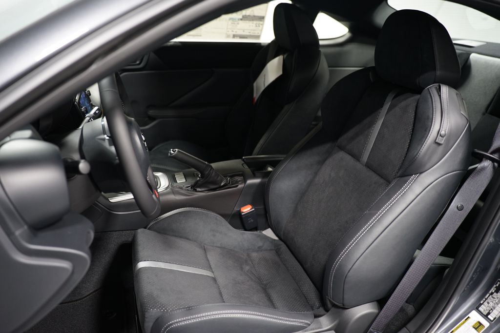 2025 Toyota GR86 Premium 25