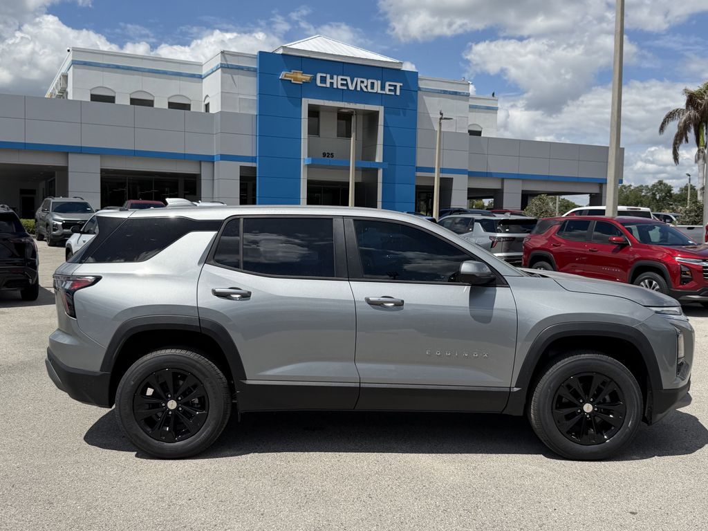 new 2026 Chevrolet Equinox car, priced at $28,295