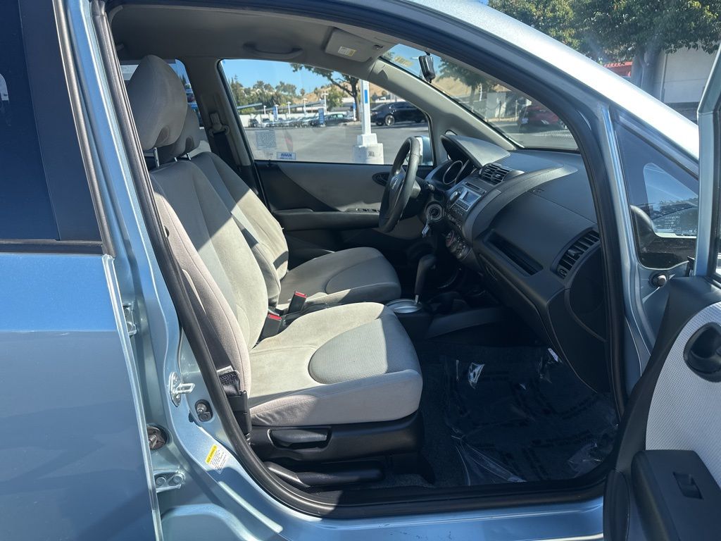 Thumbnail: 2007 Honda Fit - 8