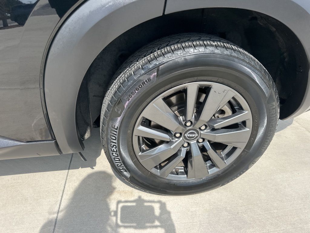 2022 Super Black Nissan Pathfinder SV 4X4 SUV