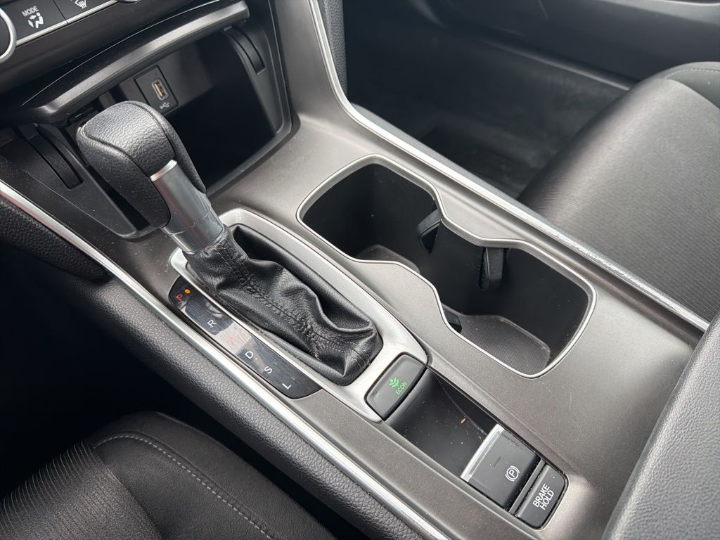 Thumbnail: 2019 Honda Accord - 32