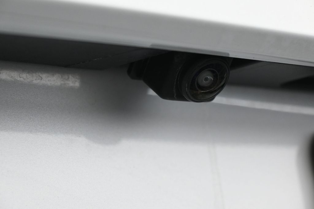 Used 2024 White Mitsubishi SEL image 32