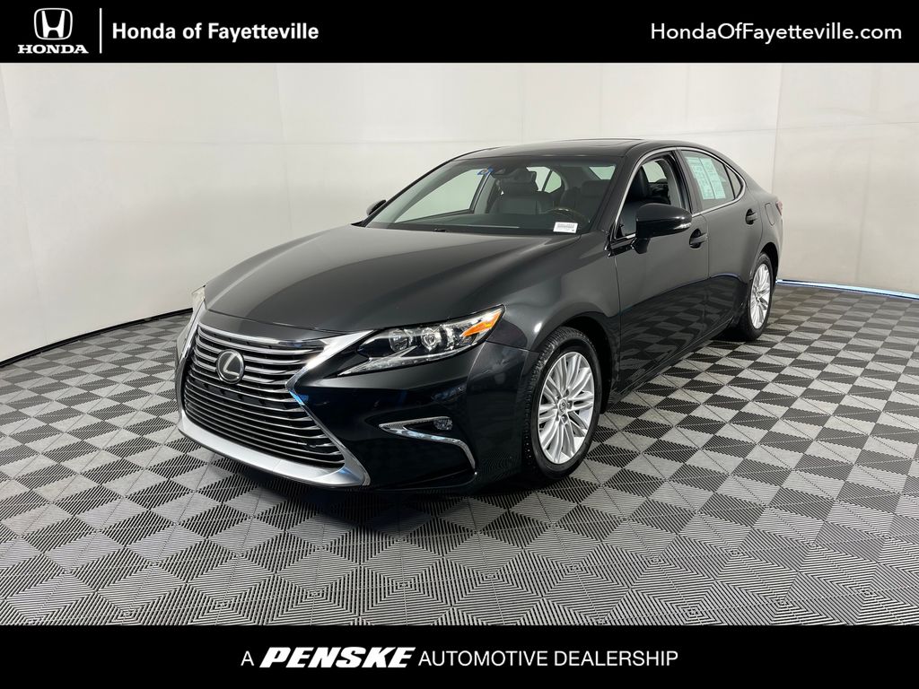 Thumbnail: 2016 Lexus ES - 1